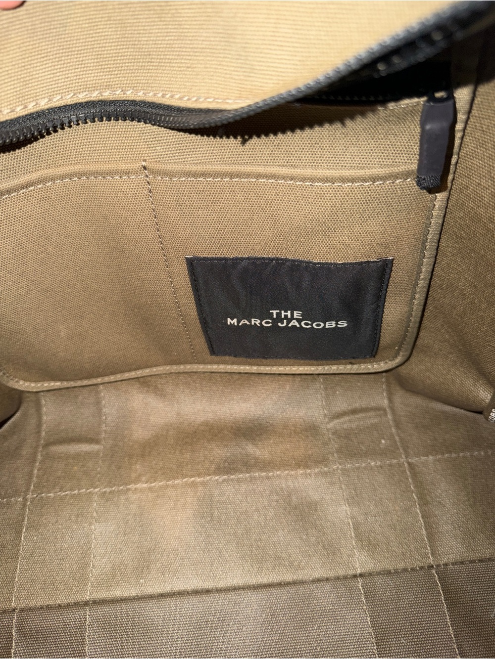 Marc Jacobs Olive Canvas Tote with White Logo - Picture 4 of 5